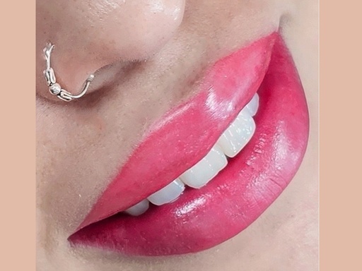 MICROPIGMENTACION TECNICA ACUARELLE LIPS